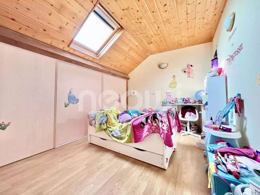 Maison à SAINT-HILAIRE-LA-CROIX