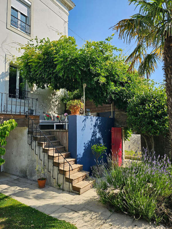 Maison à SAINT-JULIEN-DE-CONCELLES