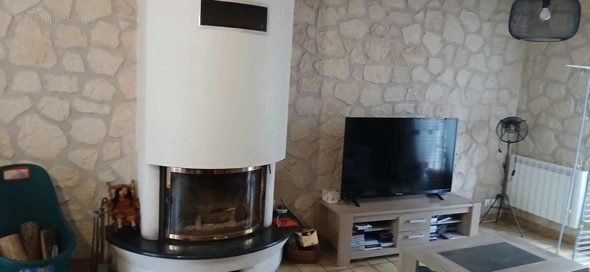 Photo 9 - Maison à LA BREILLE-LES-PINS