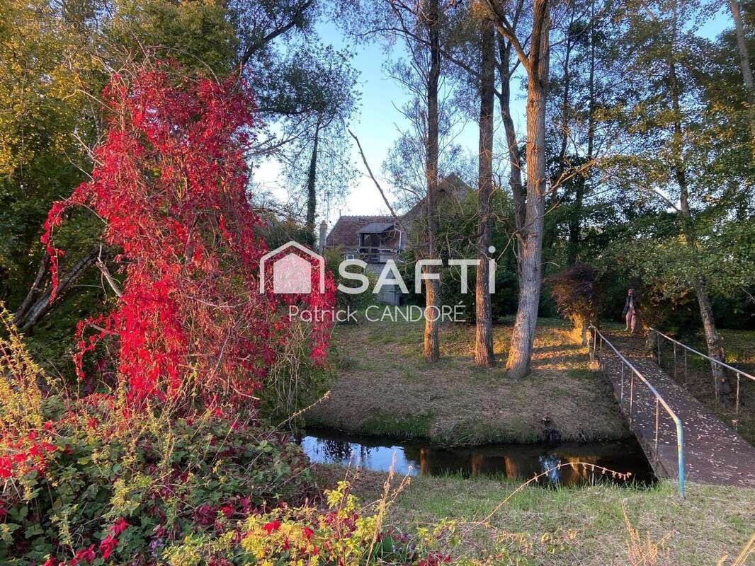 Photo 8 - Commerce à BANNEGON