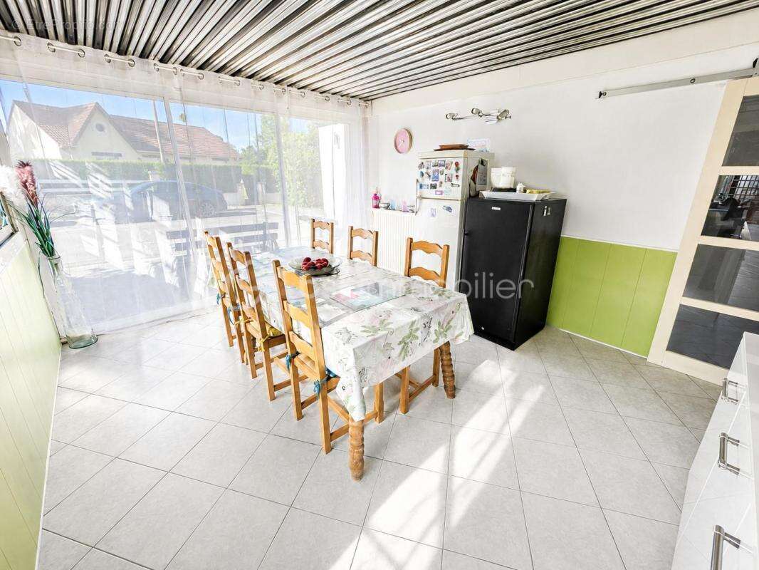  Arreux Rare sur le secteur, confort, luminosité et tranquillité pour cette maison - photo 5