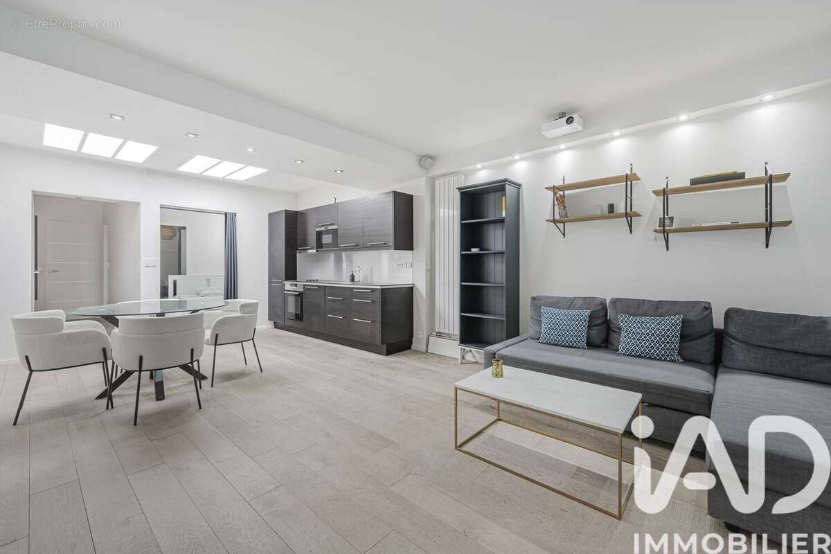 Photo 3 - Appartement à NEUILLY-SUR-SEINE