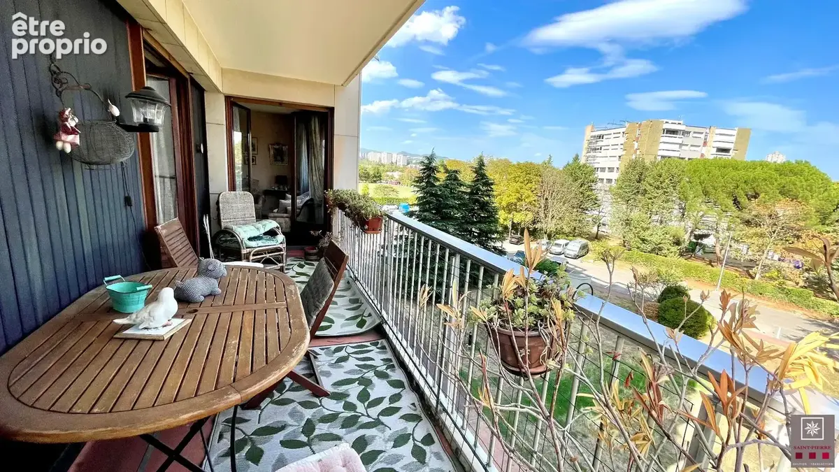 ÉCULLY T5 Grand Balcon, Parking, Piscine, Tennis, Restaurant - photo 3