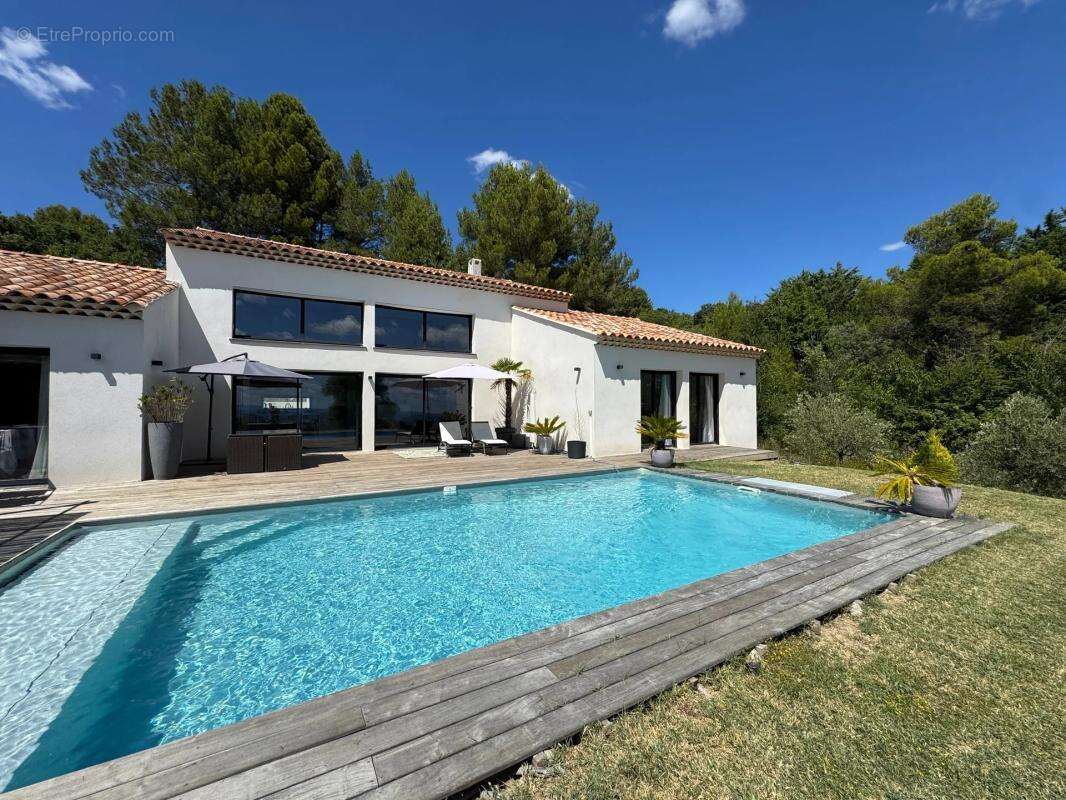 Maison à MONTFURON