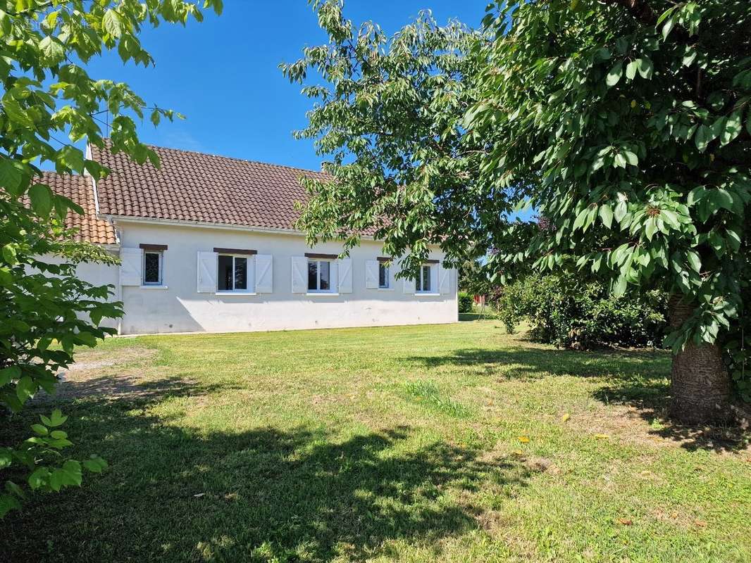 Maison à SALIES-DE-BEARN