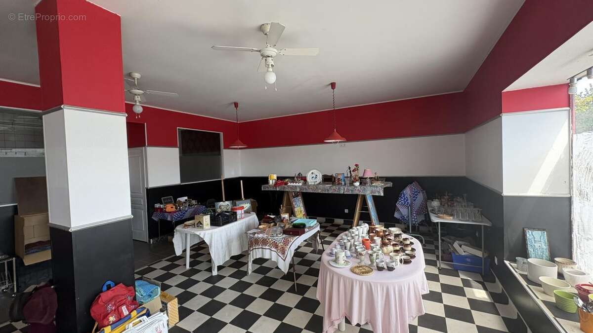 Opportunité à Saisir à Commentry (03) : Immeuble Mixte - Local Commercial + Habitation à l'Étage - photo 21