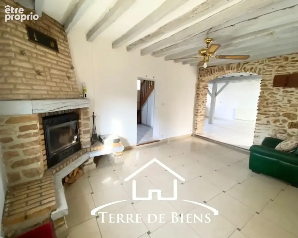 Maison en Pierre de Taille de 170 m2 avec Dépendances et Terrain   Secteur Couloisy - photo 5