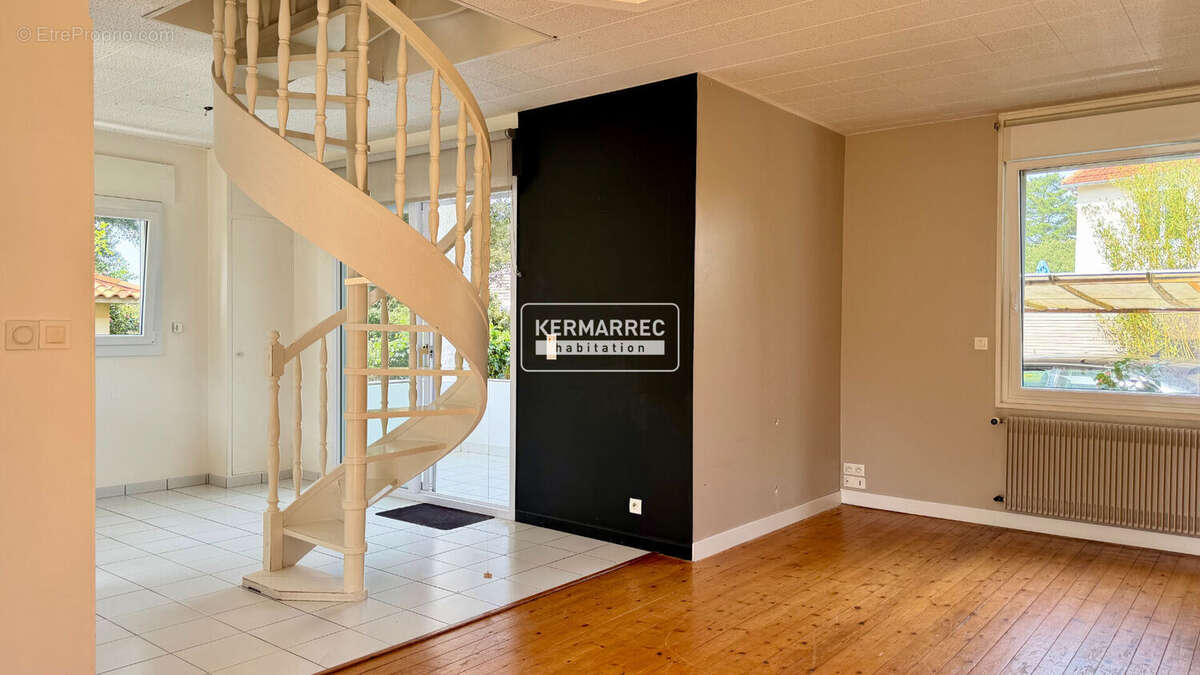 LA BAULE Maison + dépendance 90 m² - photo 4