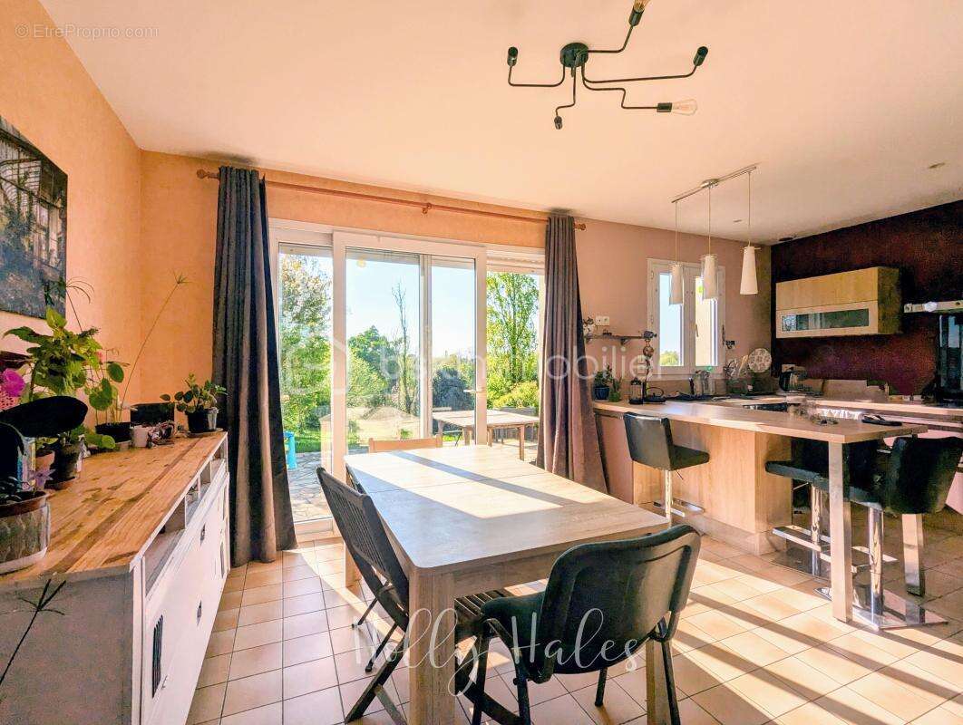 Maison à LE LOROUX-BOTTEREAU