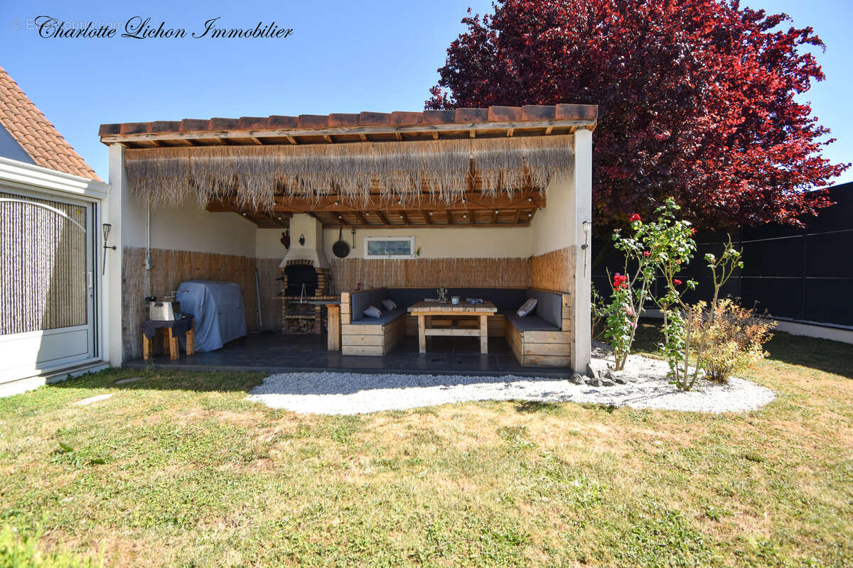 Maison 208 m2 - 292 m2 au sol - 5 chambres - véranda - garage - piscine  - cour et jardin - photo 30