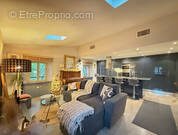 Appartement à MOUANS-SARTOUX