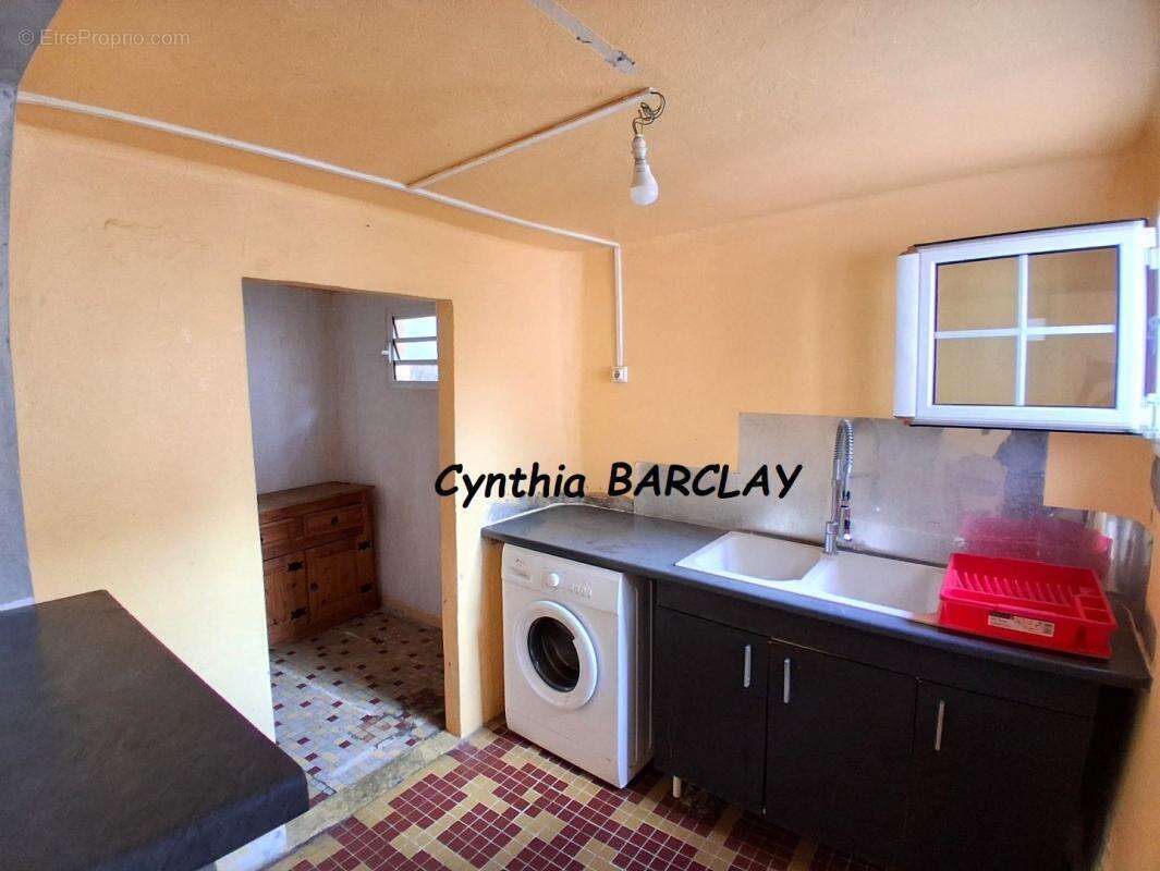 Maison 80 m² à Fort-De-France  - photo 4