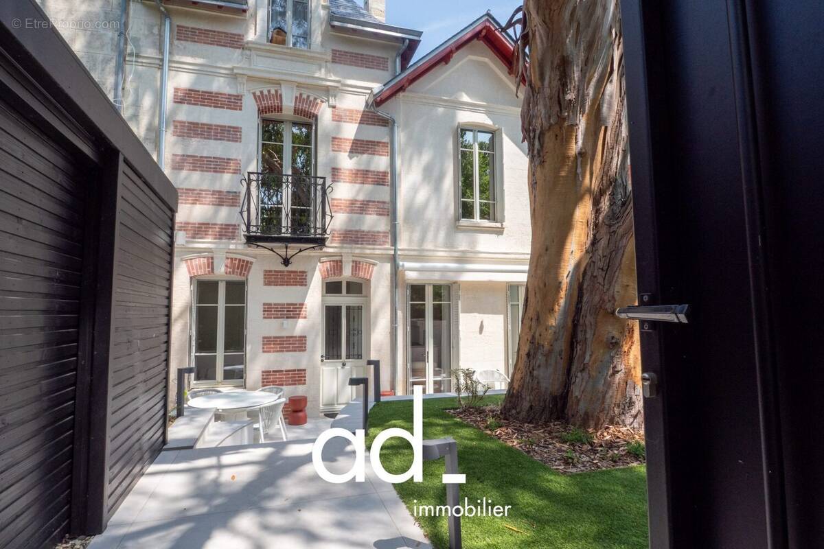 Maison à LA ROCHELLE