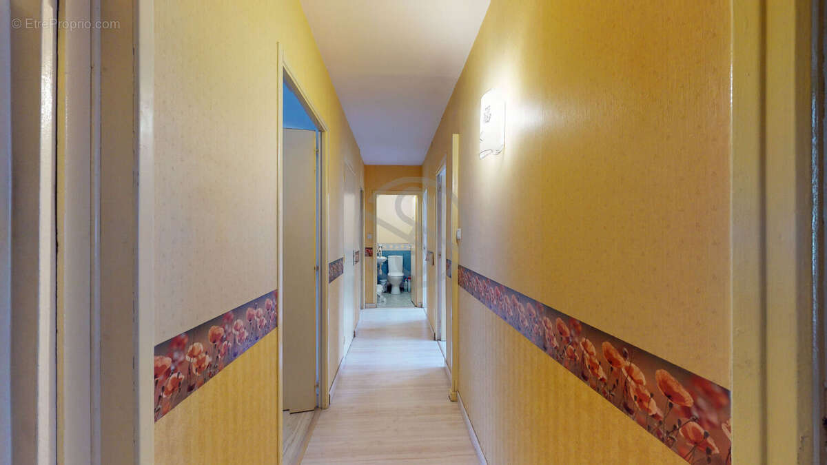 Appartement à LE PONT-DE-CLAIX