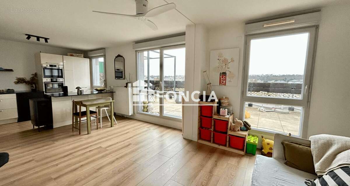 Appartement à CHOISY-LE-ROI