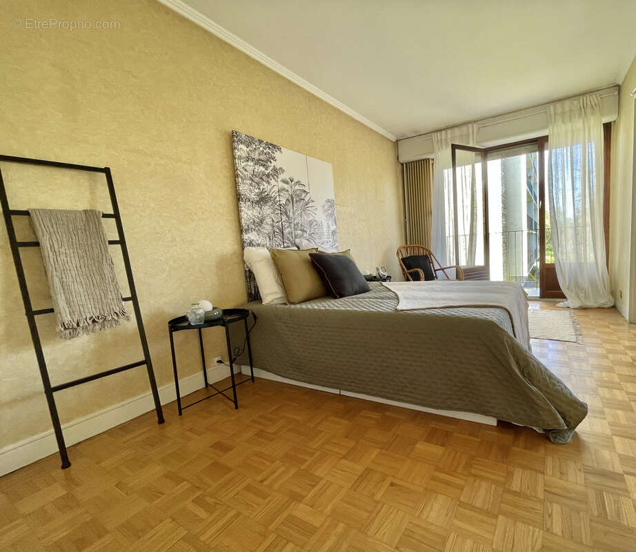 Appartement à VIRY-CHATILLON