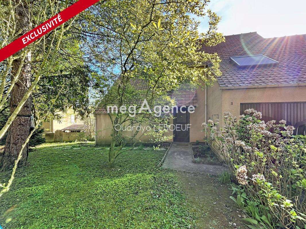 Maison à OINVILLE-SUR-MONTCIENT