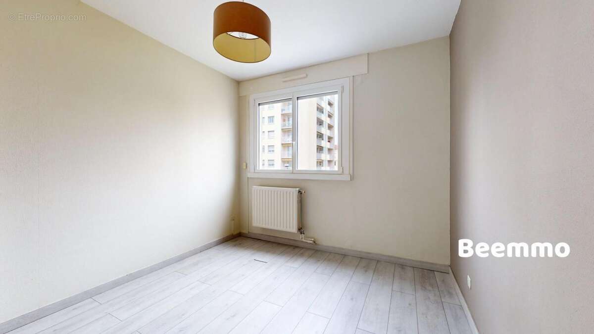 Appartement à TASSIN-LA-DEMI-LUNE