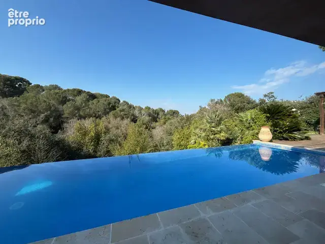 Photo Maison à Antibes au prix de 2 150 000€