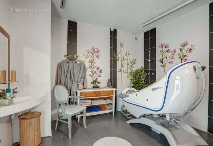 Appartement à SAINT-VICTORET