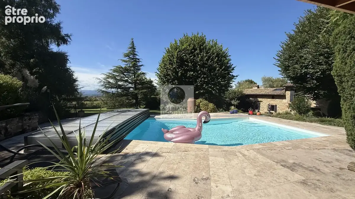 Propriété de caractère avec piscine - photo 5