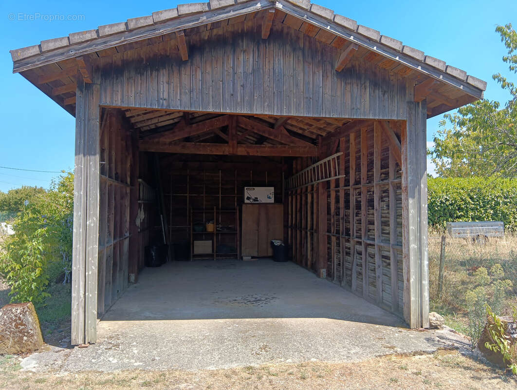 Secteur langon maison 4 chambres, garage, dependance, jardin. - photo 17