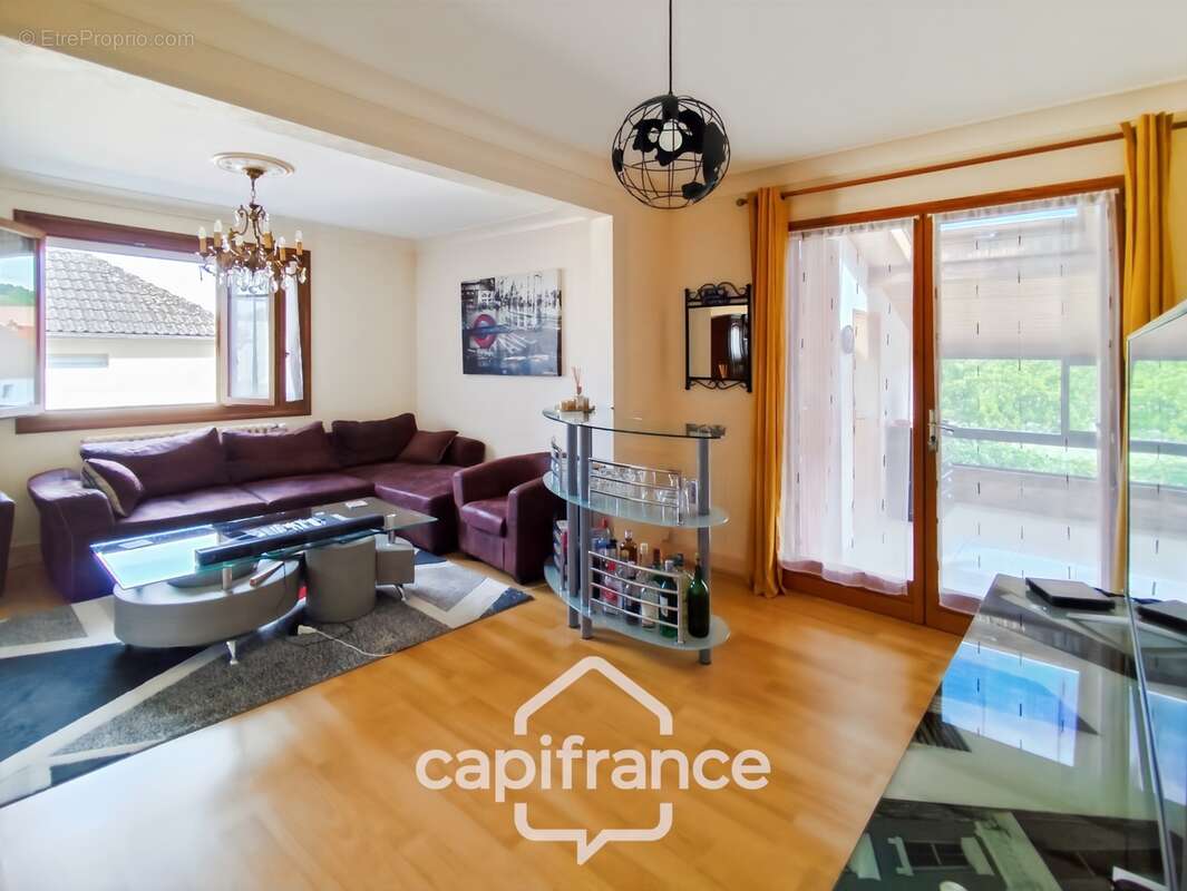 Maison à vendre 5 pièces BESSE SUR BRAYE (72)  -  Terrain 527 m²  - - photo 5