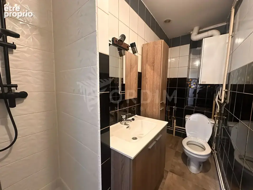 Appartement  rénové centre ville - photo 8