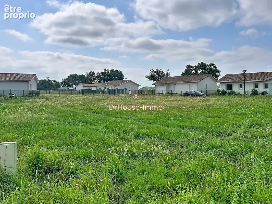 Terrain 758 m² à vendre à Cazeres-Sur-L'adour (40270) - photo 2