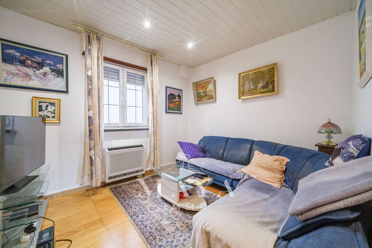KOETZINGUE, Maison avec Dépendance. - photo 8