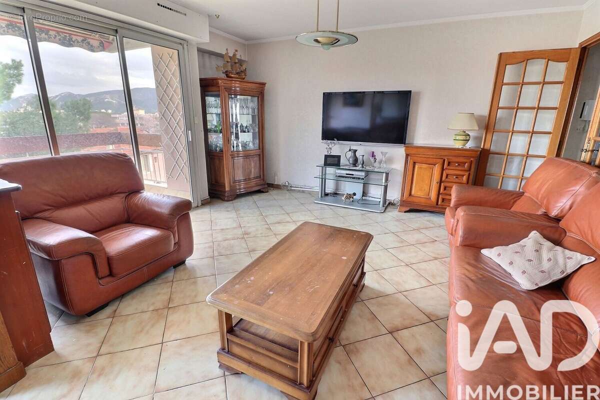 Photo 2 - Appartement à MARSEILLE-12E