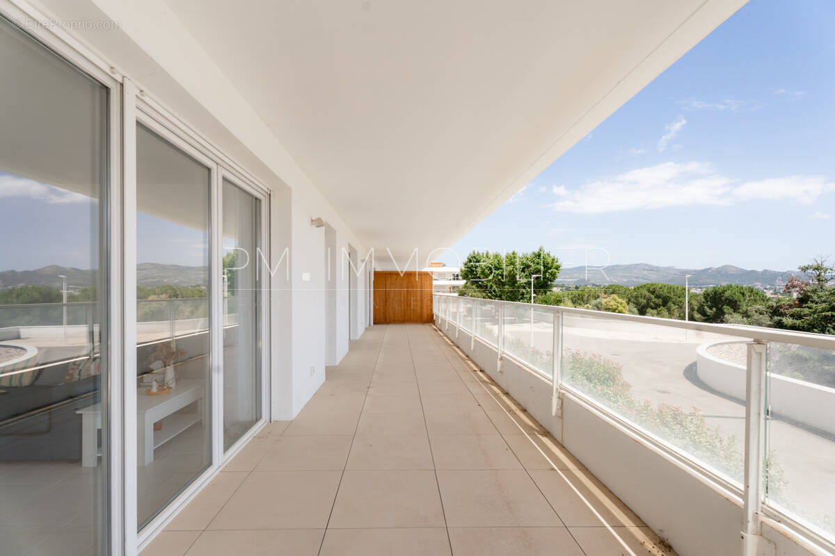 Appartement à MARSEILLE-13E
