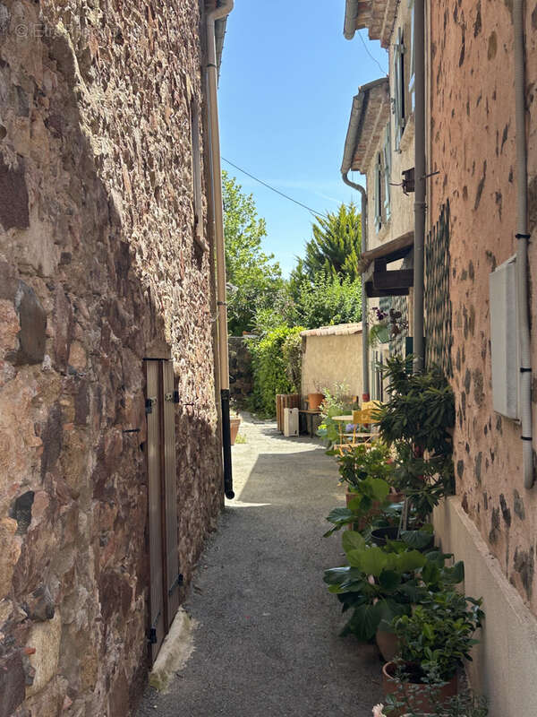Appartement à LES ADRETS-DE-L'ESTEREL