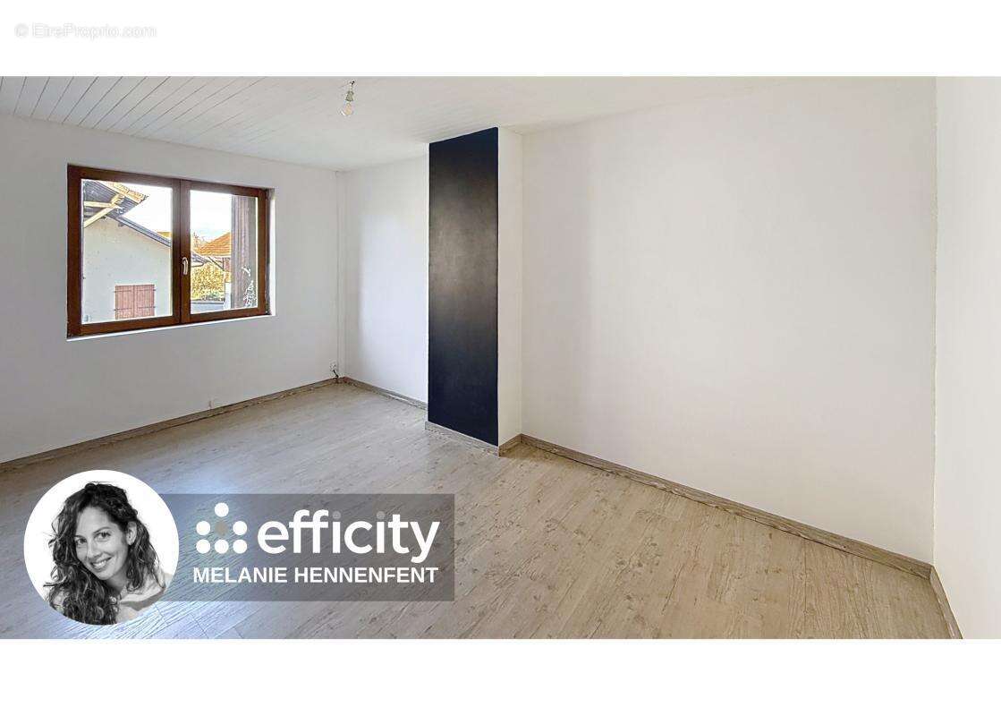 Appartement à AMANCY