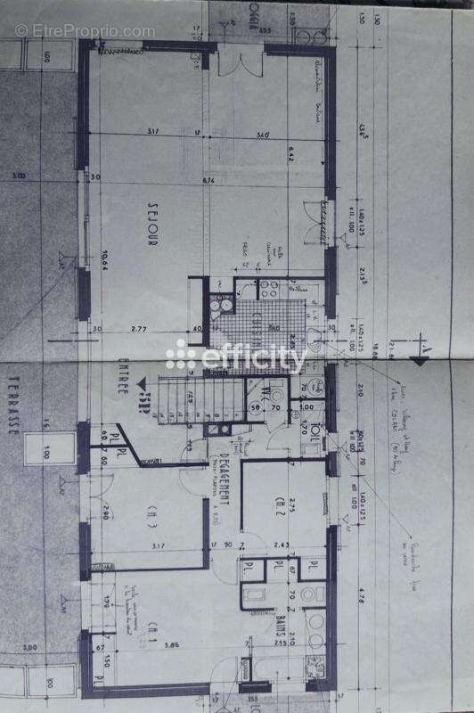 Appartement à VILLENEUVE-LES-AVIGNON