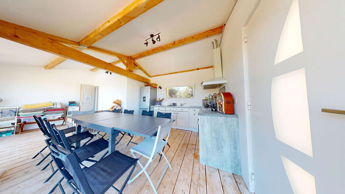 Maison à BAGNOLS-SUR-CEZE