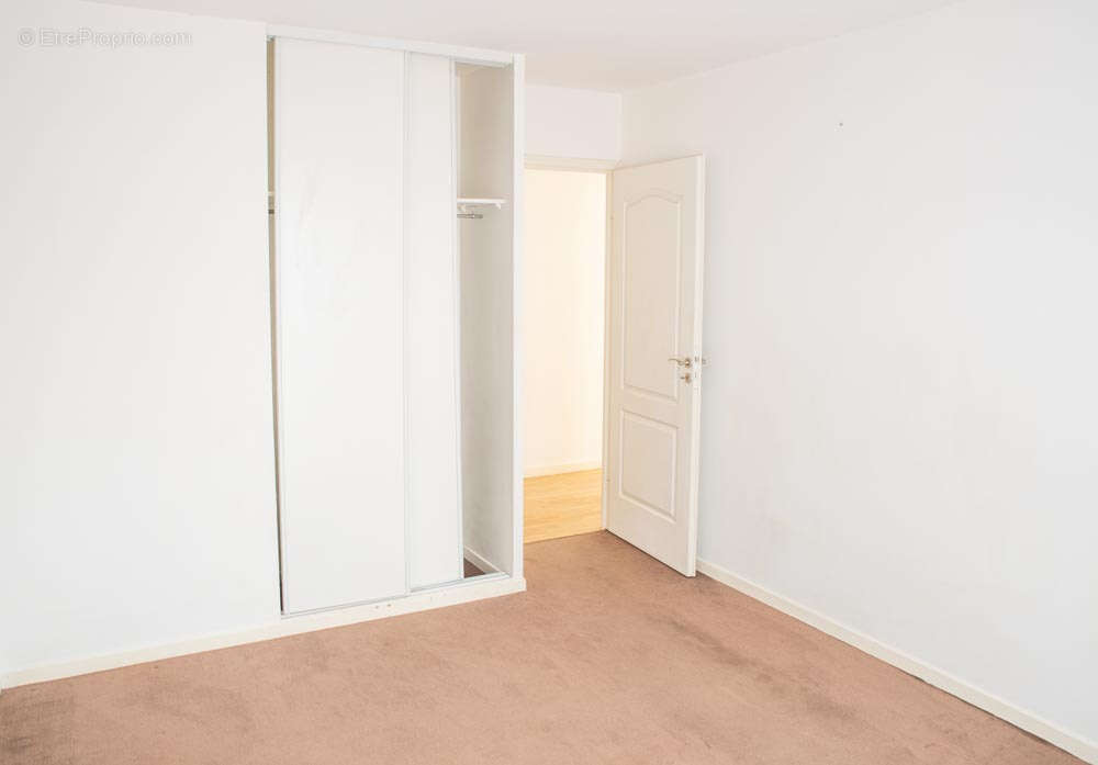 Appartement à NANTERRE