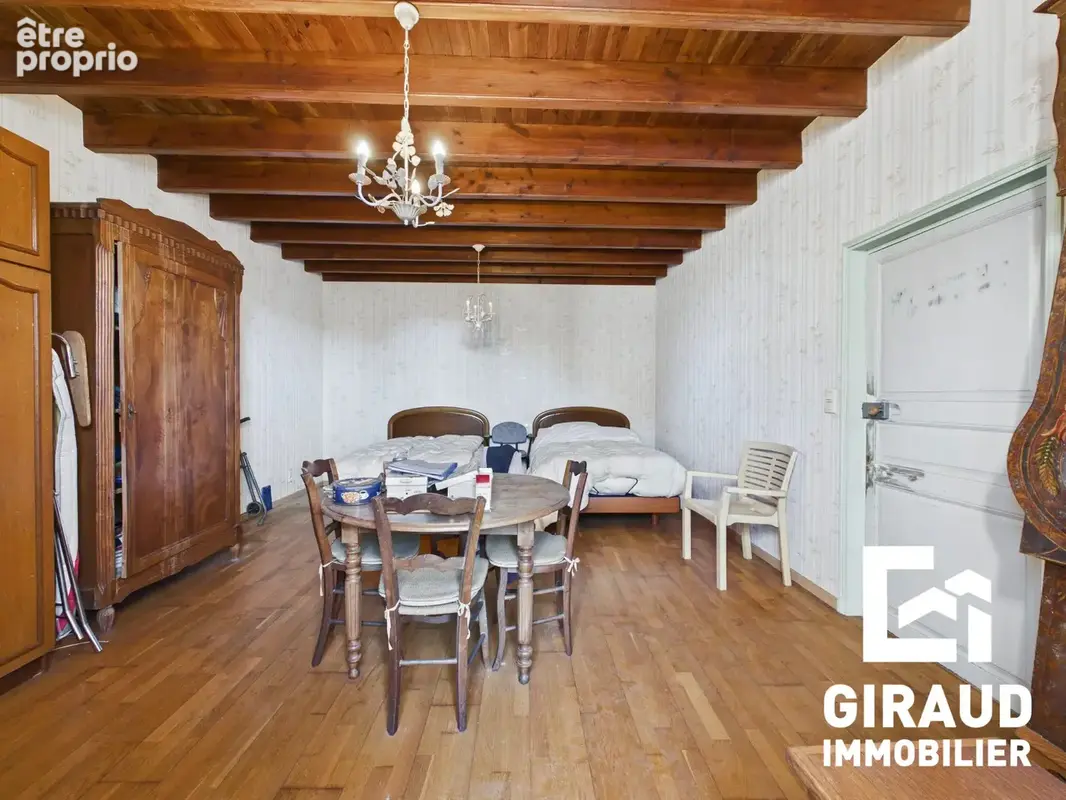 Maison 6 pièces 156 m² à vendre à Fontenay-Le-Comte (85200) - photo 2