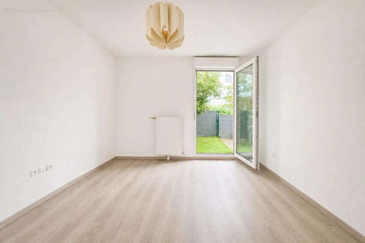 Appartement lumineux traversant 2 pièces 2 extérieurs à Persan - photo 13