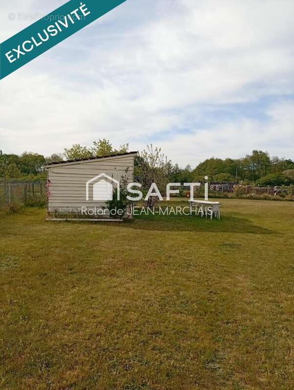 Photo 5 - Terrain à LES BORDES