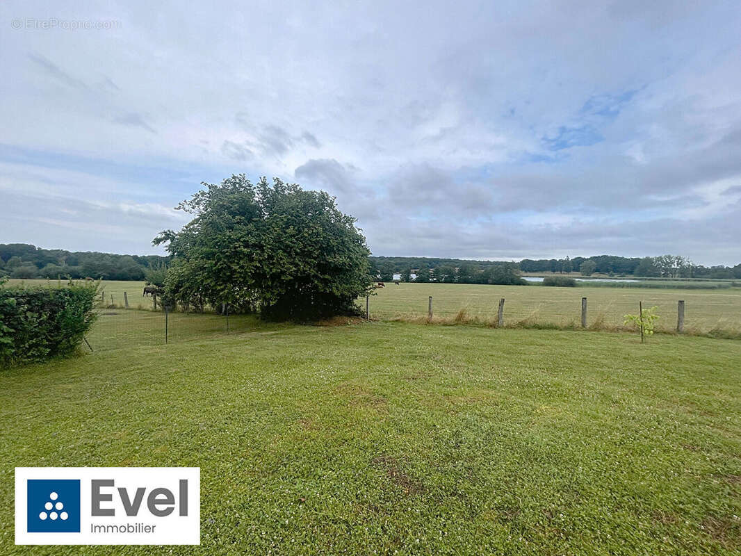 Maison à RECHICOURT-LE-CHATEAU