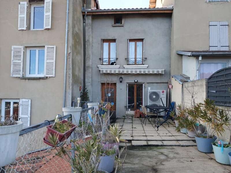 Maison à THIERS