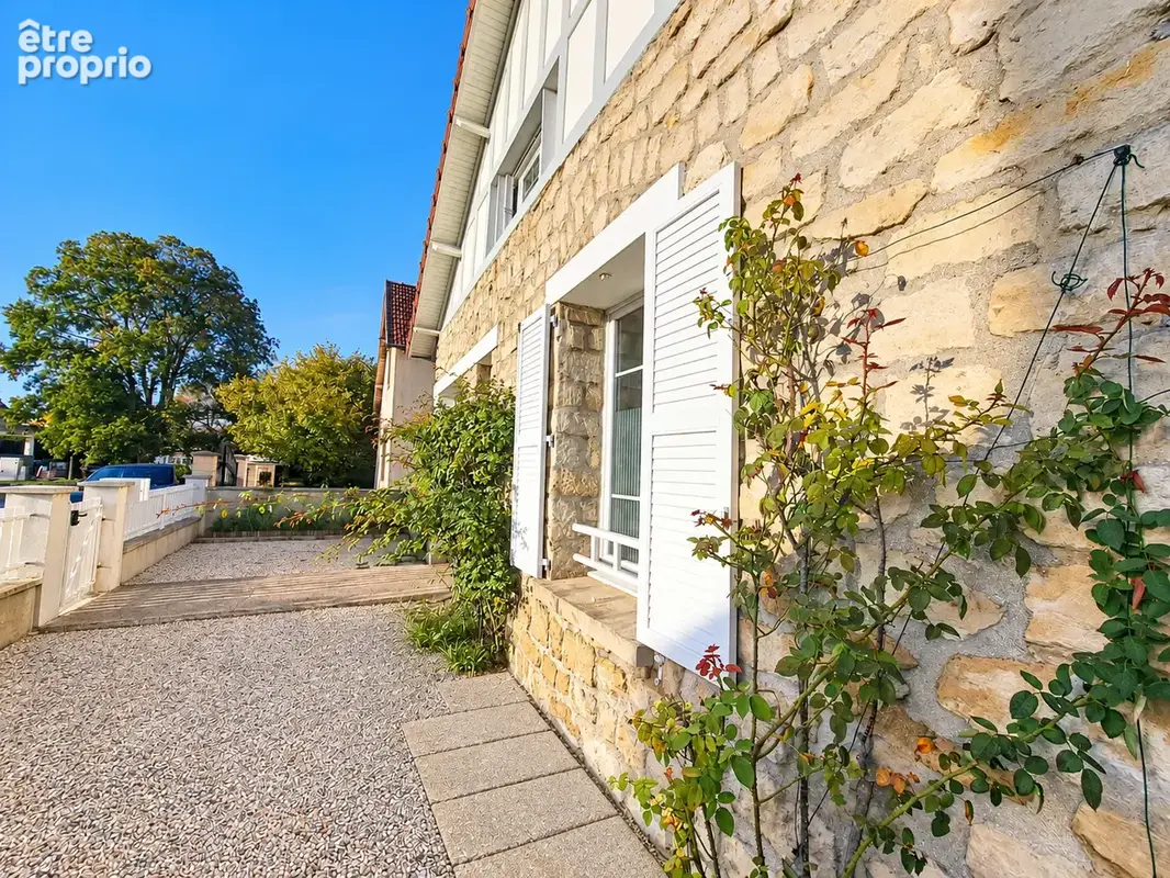 Senlis- Charmante maison indépendante avec jardin et garage - photo 12