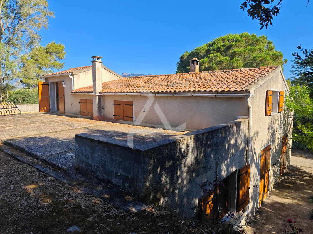 Maison à SOTTA