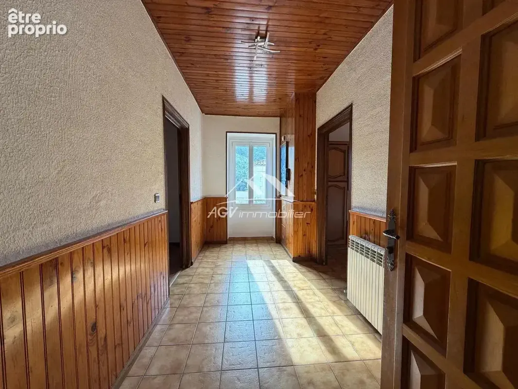Maison de caractère 238 m² – Piscine, puits et potentiel de 3 logements - photo 11