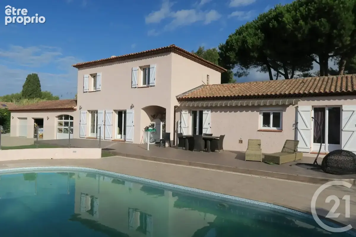 Maison 6 pièces 152 m² à vendre à Six-Fours-Les-Plages (83140) - photo 2