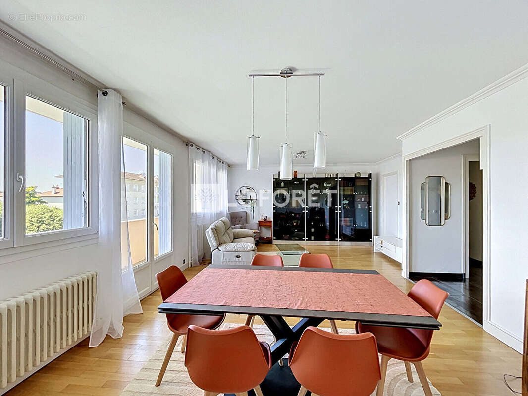 Appartement à BOURG-EN-BRESSE