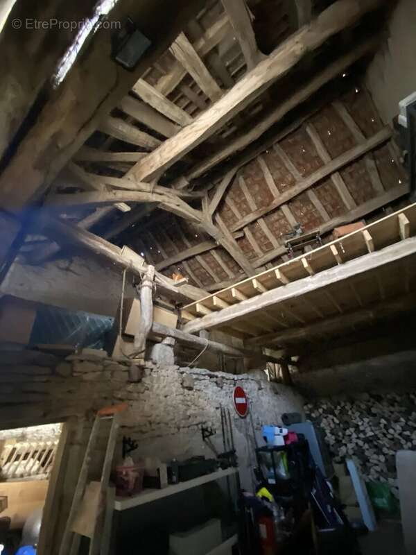 Maison à SAINT-MESMIN