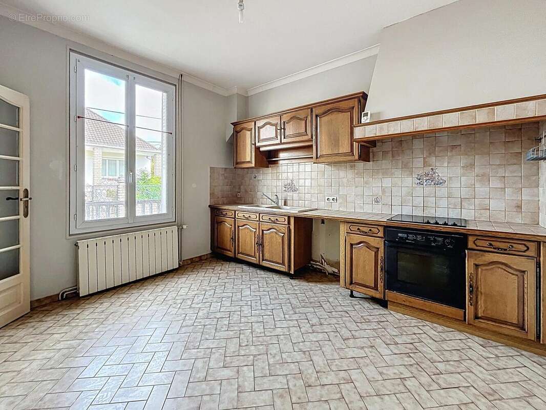 Maison 98 m² à Les Noes-Pres-Troyes  - photo 3