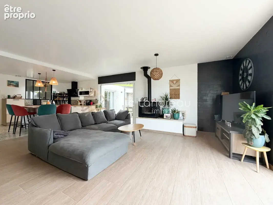 JARD-SUR-MER   Maison familiale avec beaux volumes, jardin paysagé et espace bien-être - photo 3